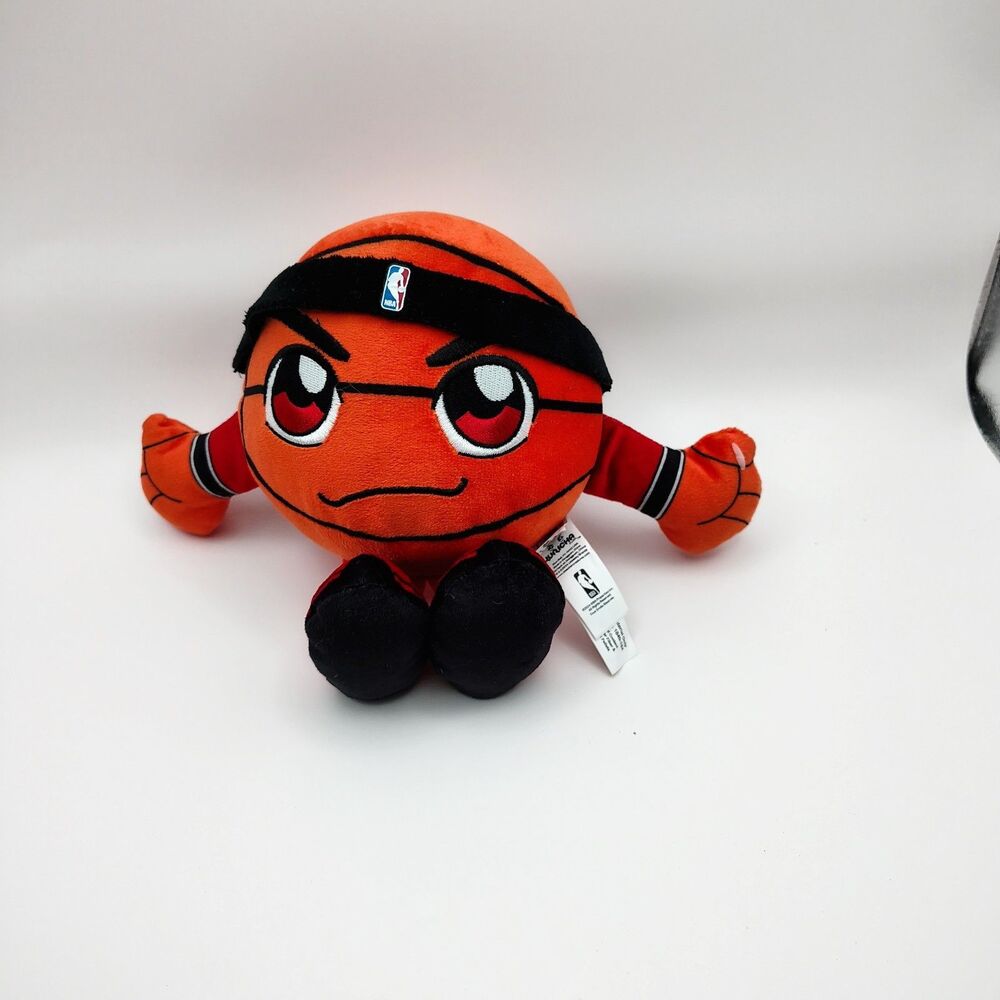 Bleacher Creatures Chicago Bulls 8" Kuricha Basketball Sitting